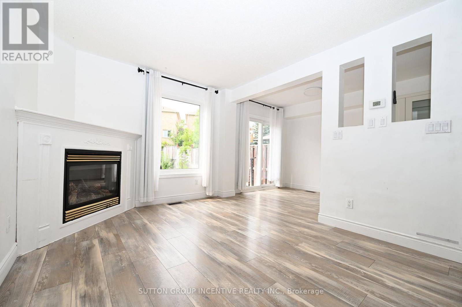 233 Stanley Street, Barrie (East Bayfield), Ontario  L4M 6X9 - Photo 6 - S13694624