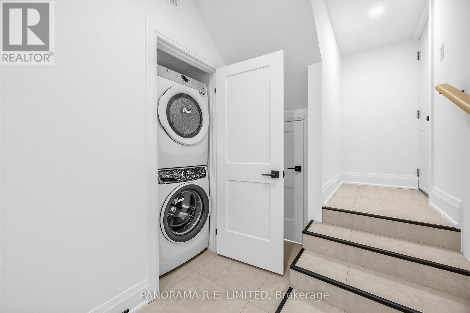 Lower - 606 Abana Road, Mississauga, Ontario  L5A 1H4 - Photo 14 - W13694600