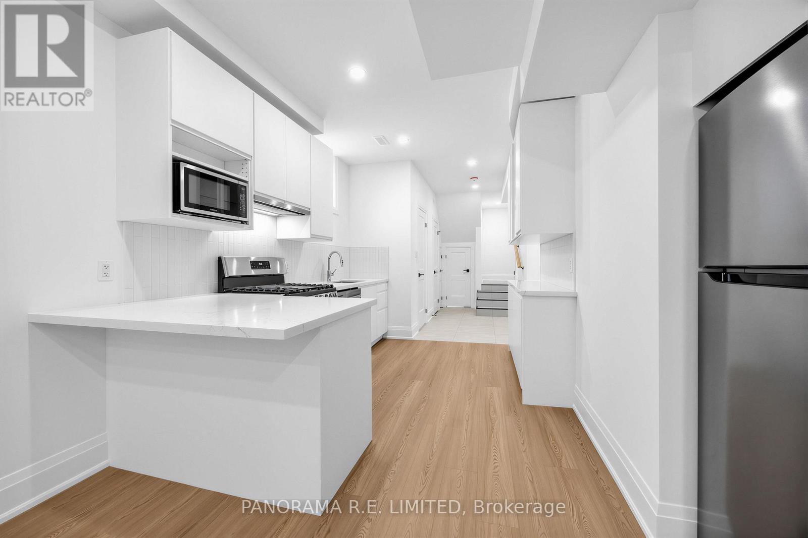 Lower - 606 Abana Road, Mississauga, Ontario  L5A 1H4 - Photo 4 - W13694600