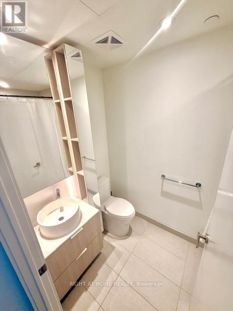 1204 - 28 Ann Street, Mississauga, Ontario  L5G 0E1 - Photo 3 - W13694632