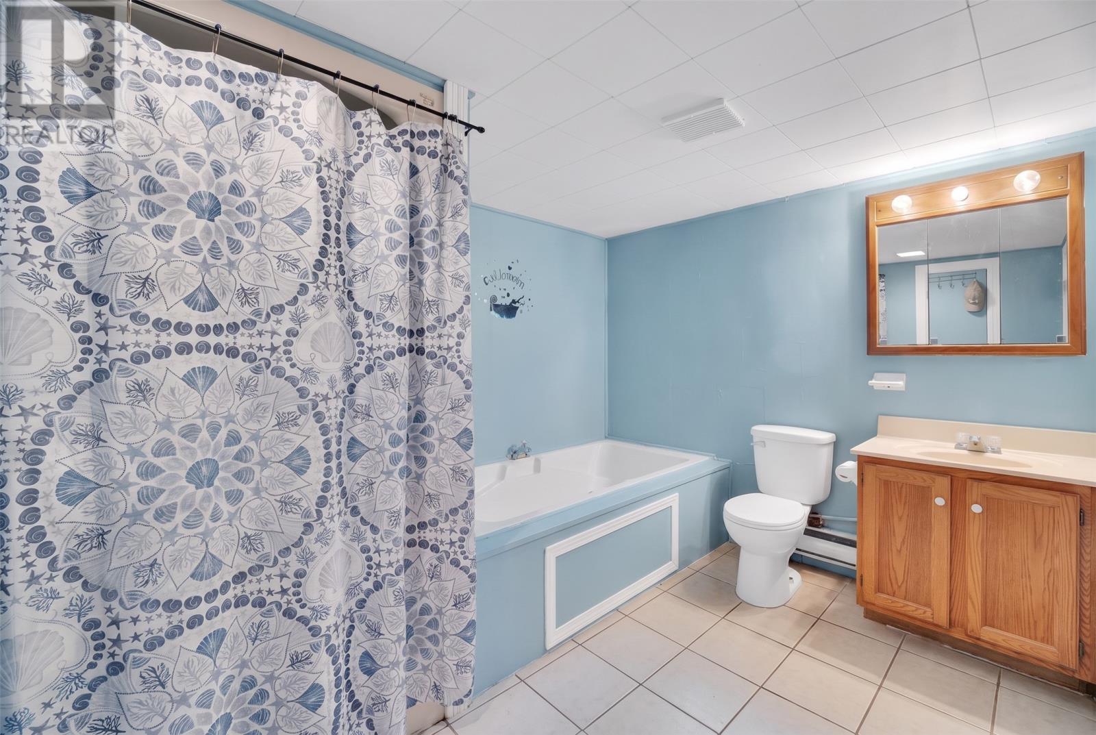 26 Lloyd Crescent, St. John's — photo 35
