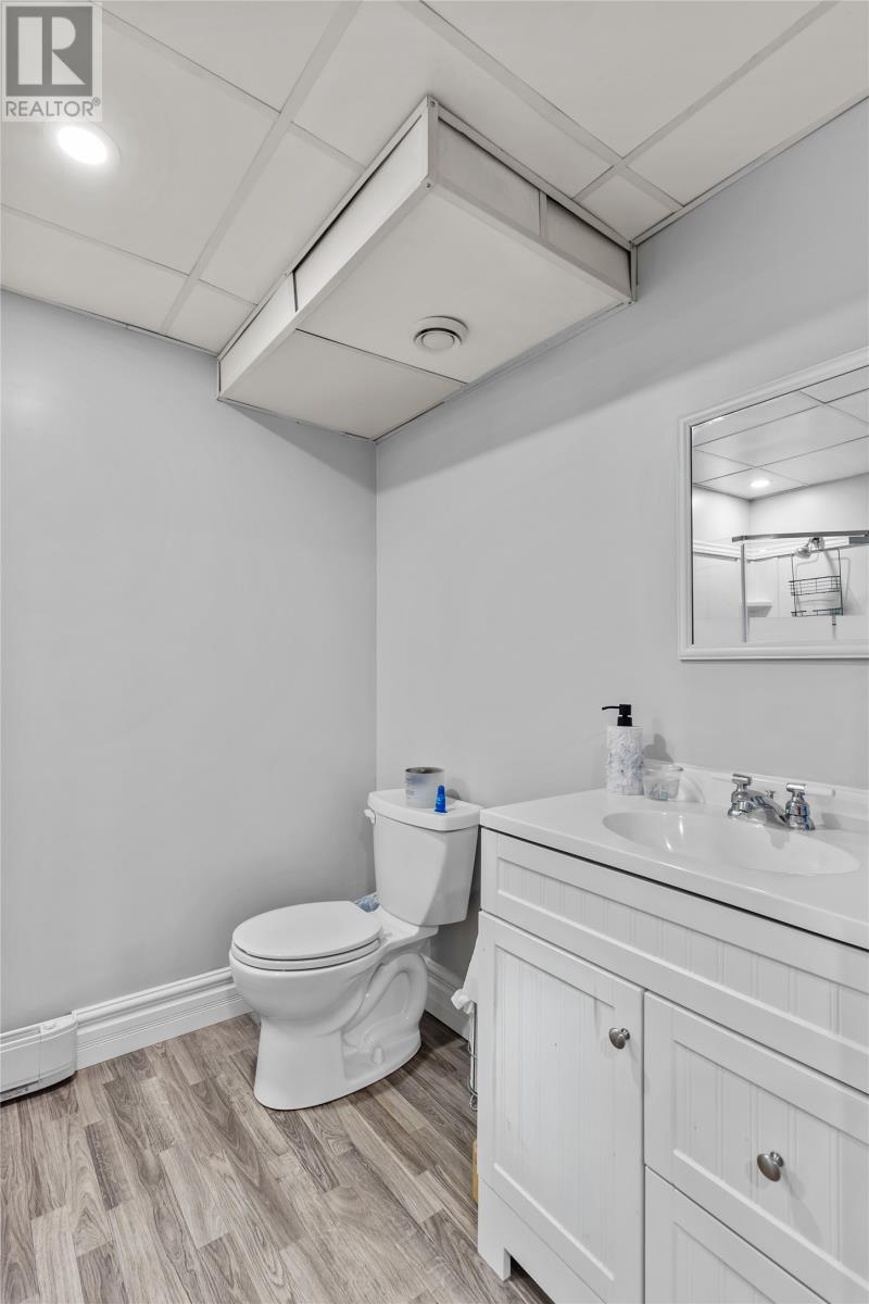 9 Mayfair Avenue, Paradise — photo 23