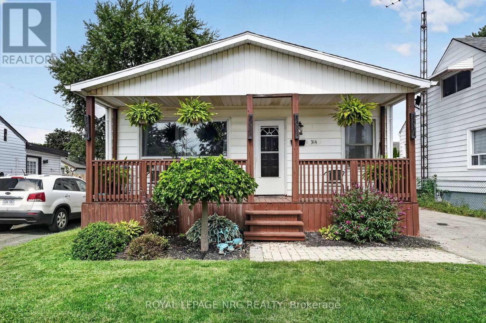 314 Dieppe Street, Welland, Ontario  L3B 4V2 - Photo 3 - X13694588