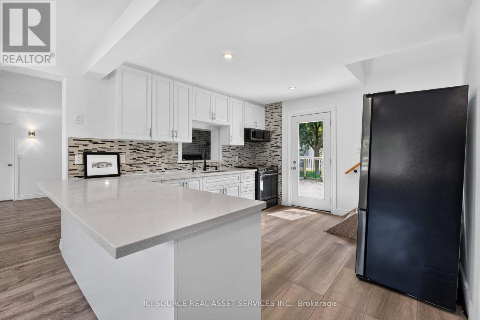 4284 Fly Road, Lincoln, Ontario  L0R 1G0 - Photo 12 - X13694592