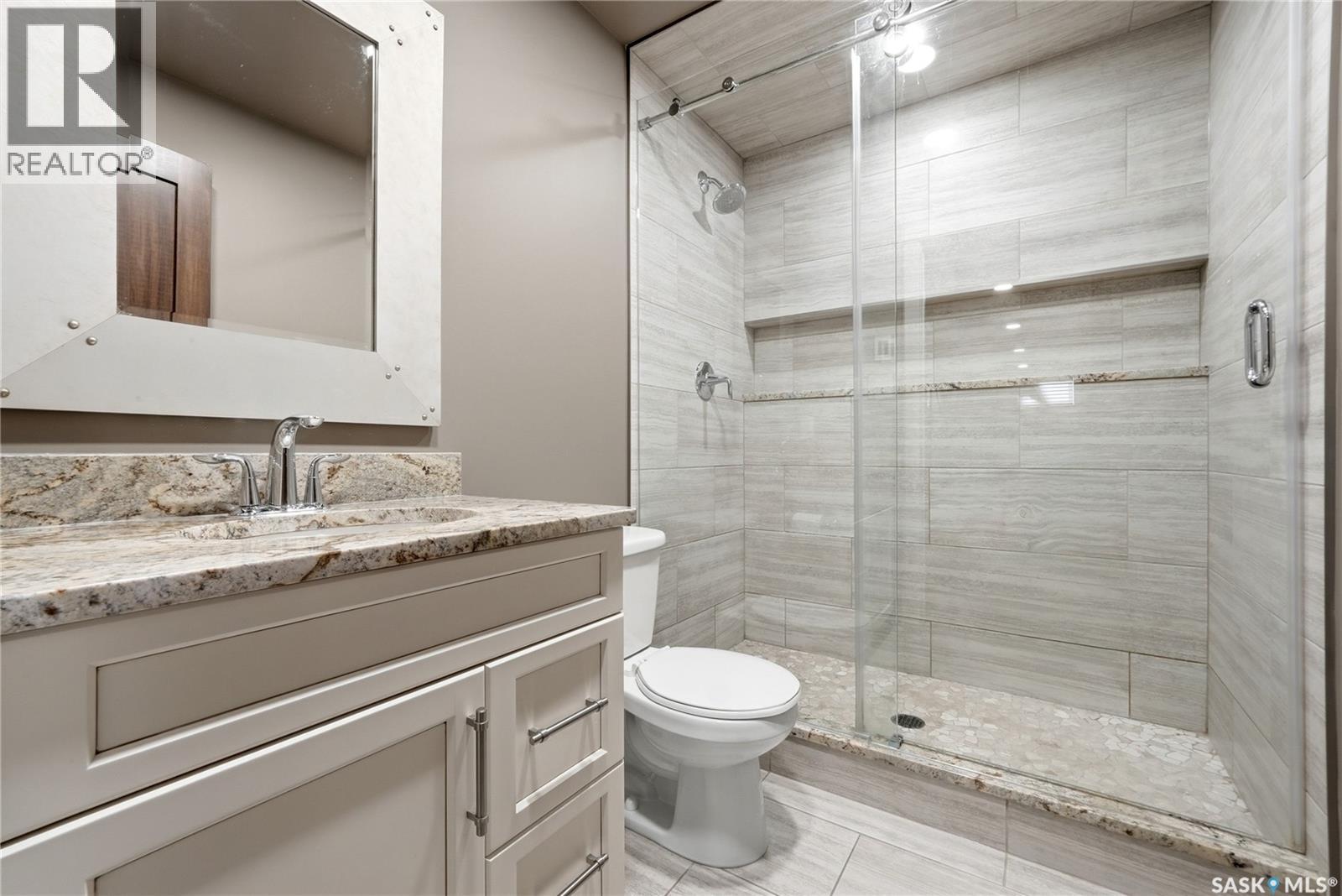 3902 Goldfinch Way, Regina, Saskatchewan  S4V 1S3 - Photo 42 - SK046038