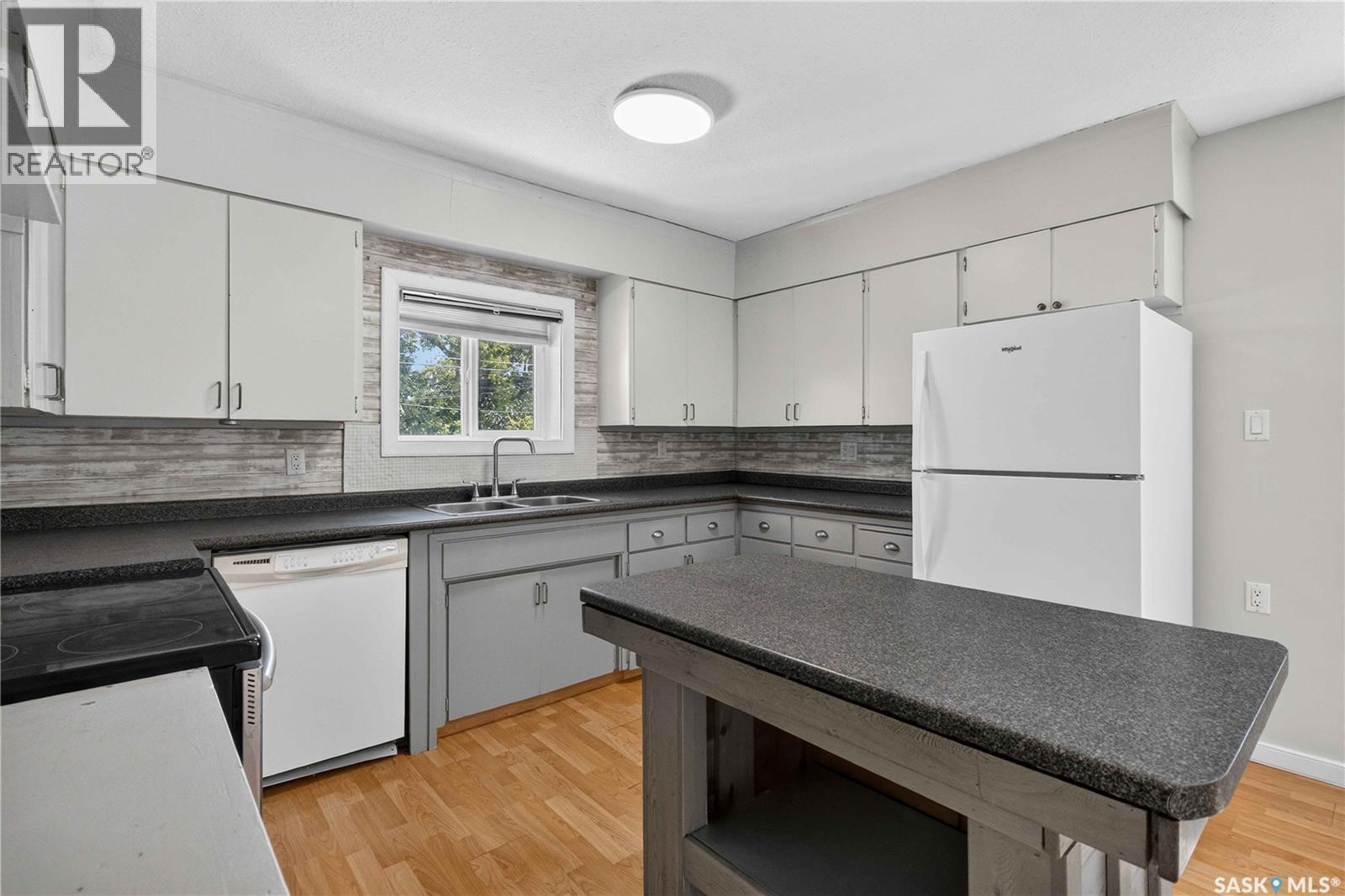 738 Weldon Avenue, Saskatoon, Saskatchewan  S7M 2V2 - Photo 11 - SK045900