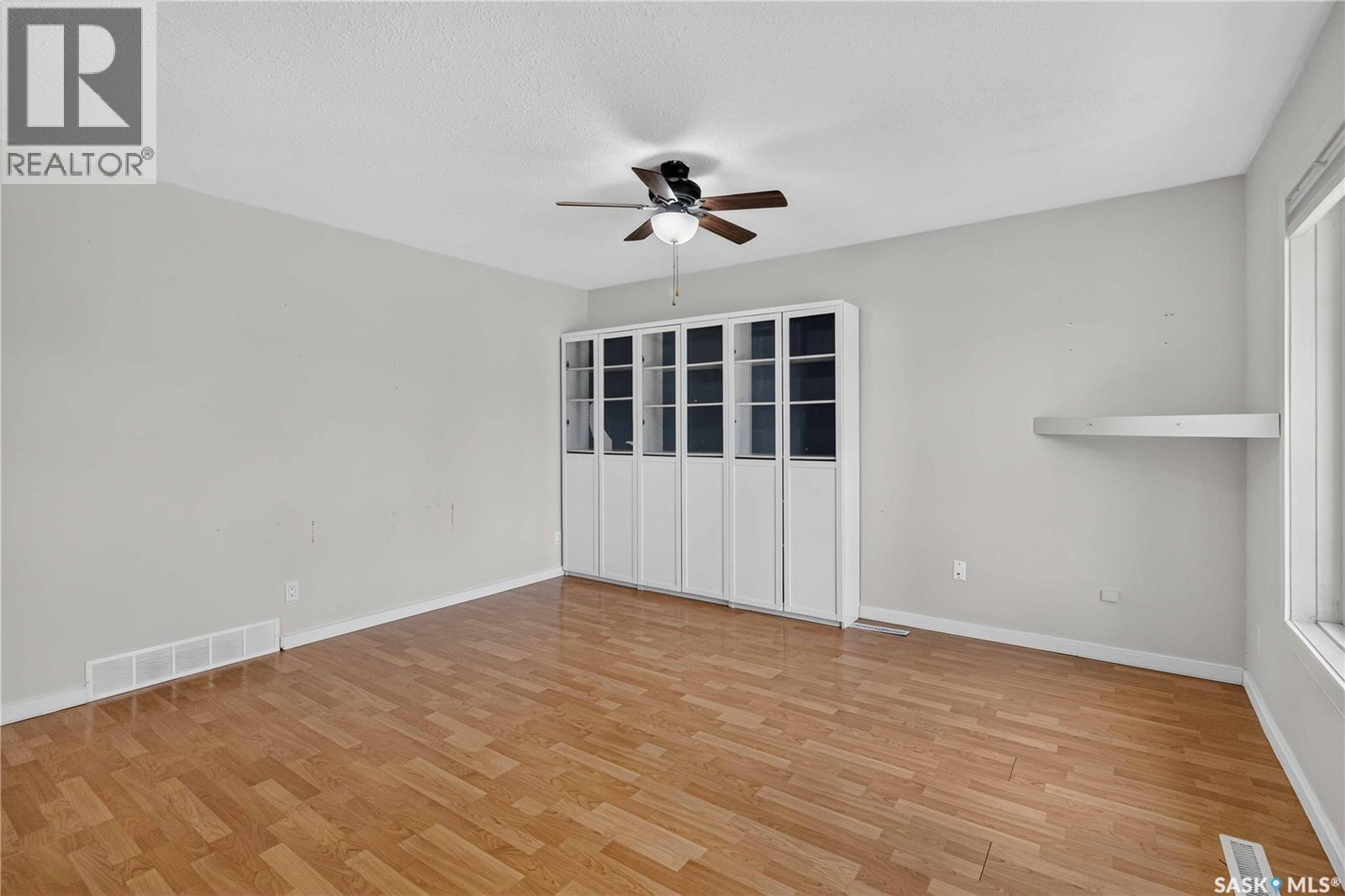 738 Weldon Avenue, Saskatoon, Saskatchewan  S7M 2V2 - Photo 3 - SK045900