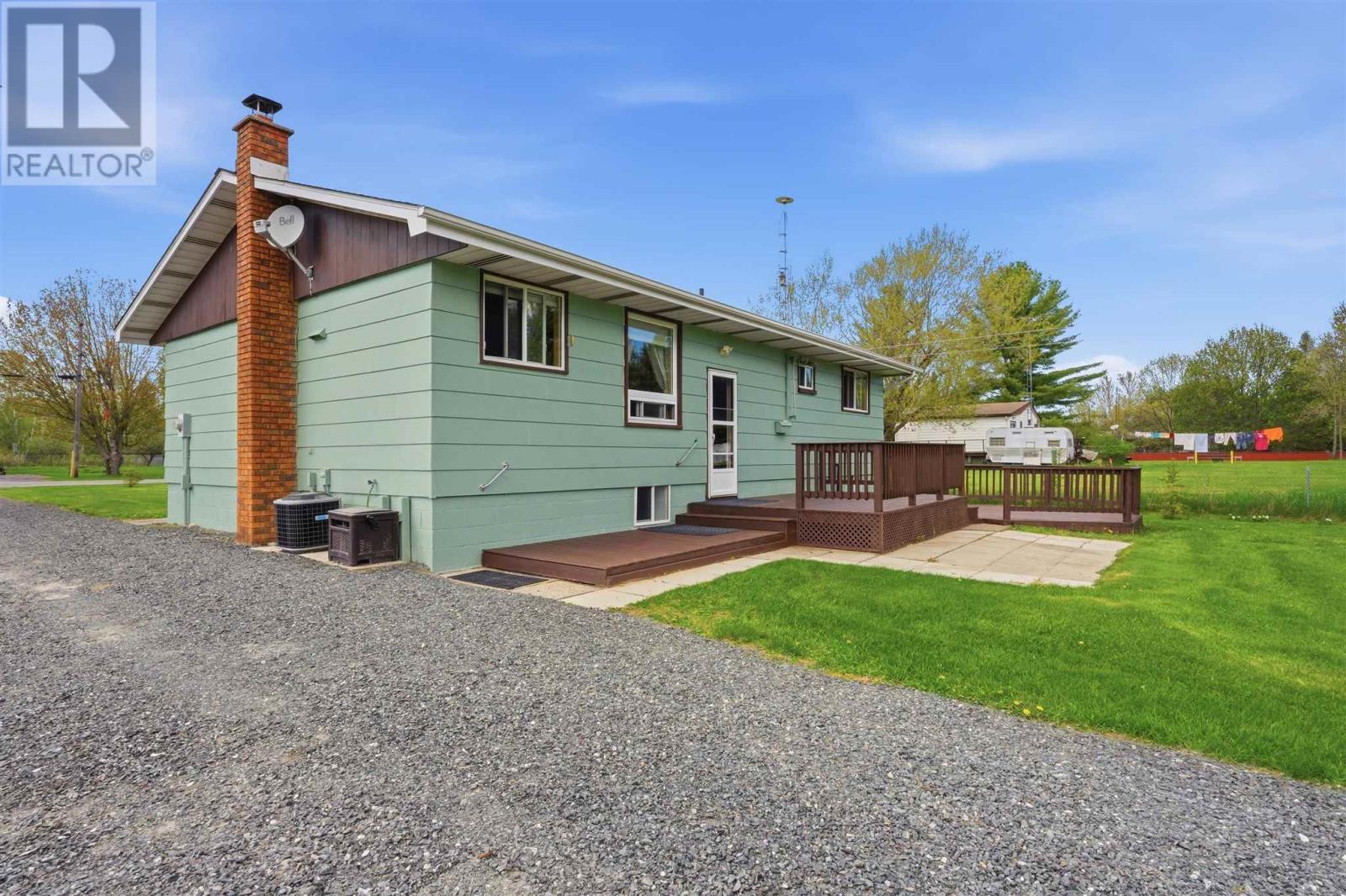 43 Mississagi Cres, Iron Bridge, Ontario  P0R 1H0 - Photo 36 - SM261277