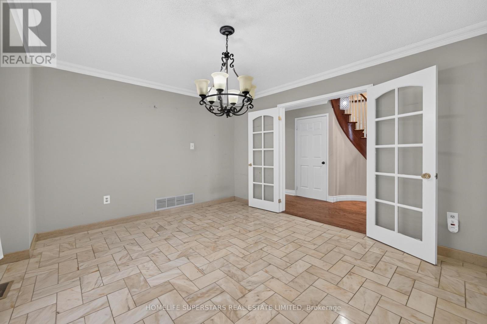 1584 Greenmount Street, Pickering, Ontario  L1X 2J1 - Photo 19 - E13685488