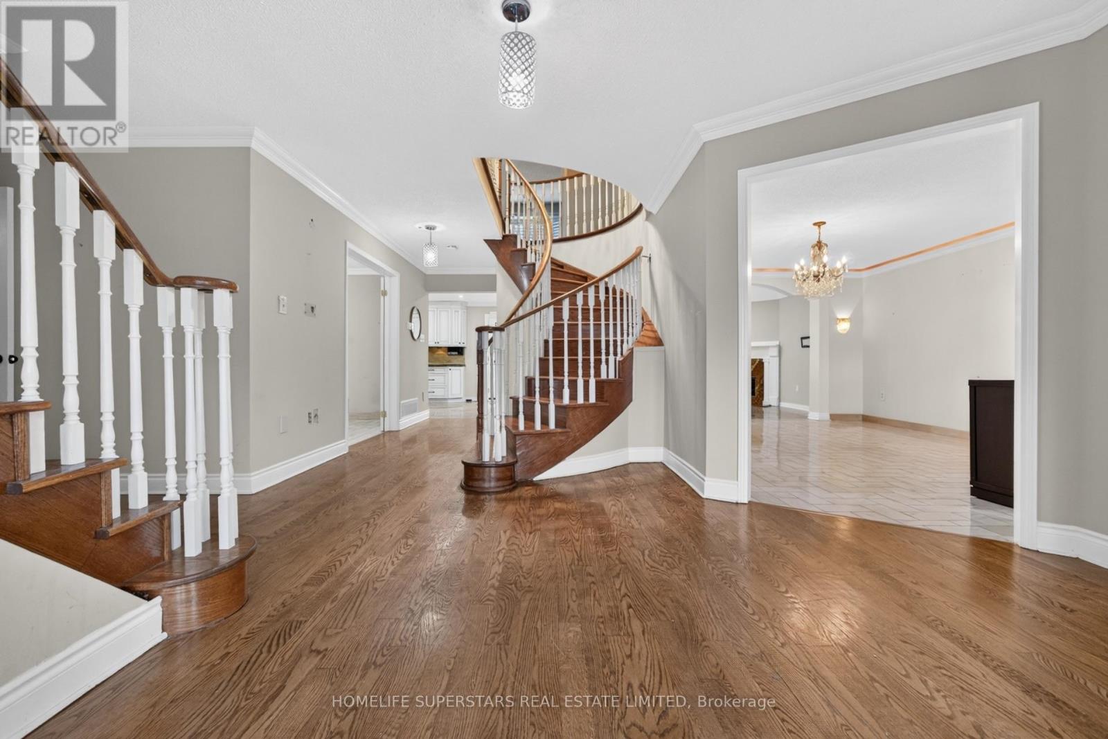 1584 Greenmount Street, Pickering, Ontario  L1X 2J1 - Photo 3 - E13685488