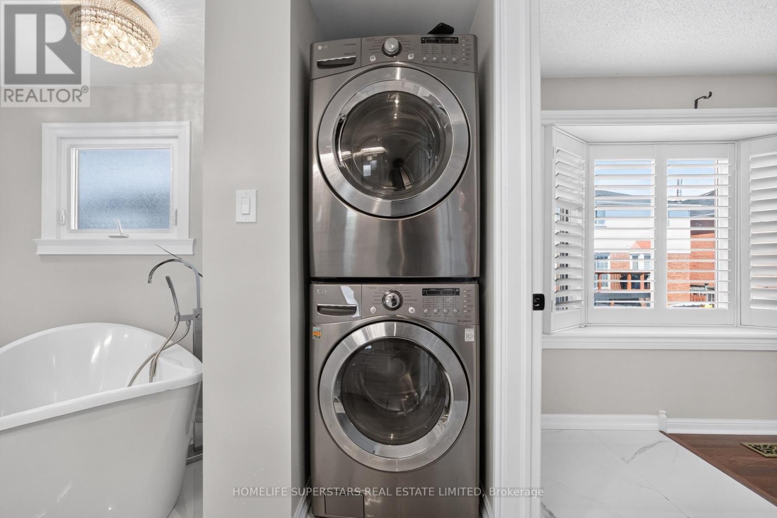 1584 Greenmount Street, Pickering, Ontario  L1X 2J1 - Photo 39 - E13685488