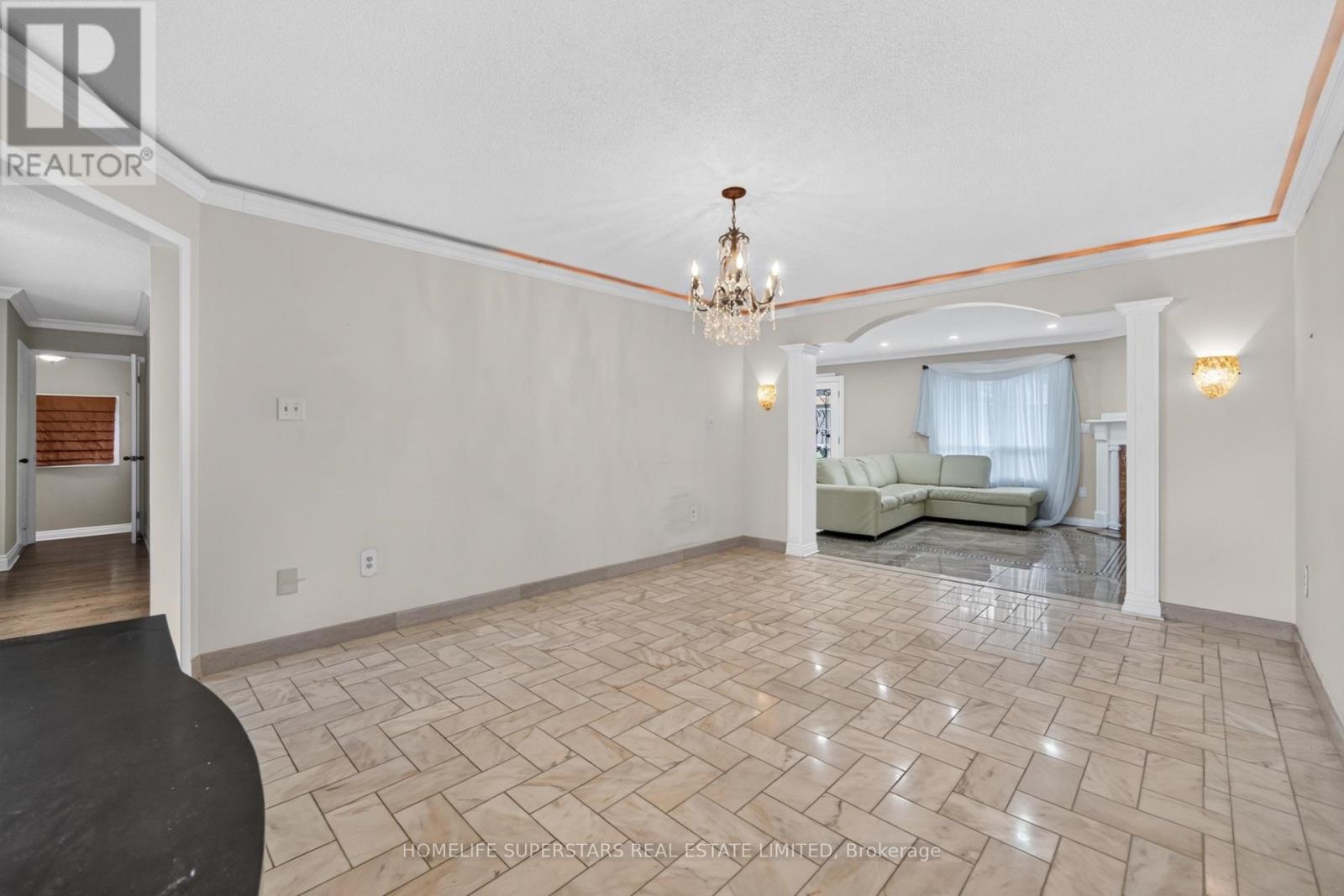 1584 Greenmount Street, Pickering, Ontario  L1X 2J1 - Photo 9 - E13685488