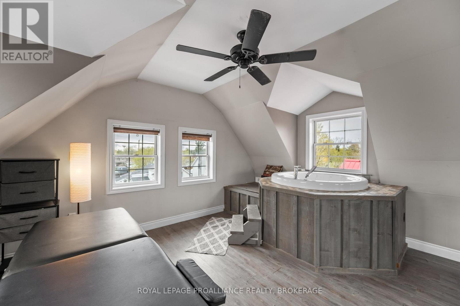 277 Brock Street, Gananoque, Ontario  K7G 1K5 - Photo 40 - X13694666