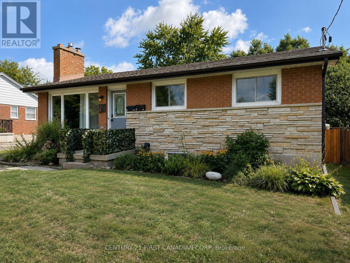 Upper Unit - 238 Mcnay Street, London East, Ontario  N5Y 1L4 - Photo 1 - X13694652