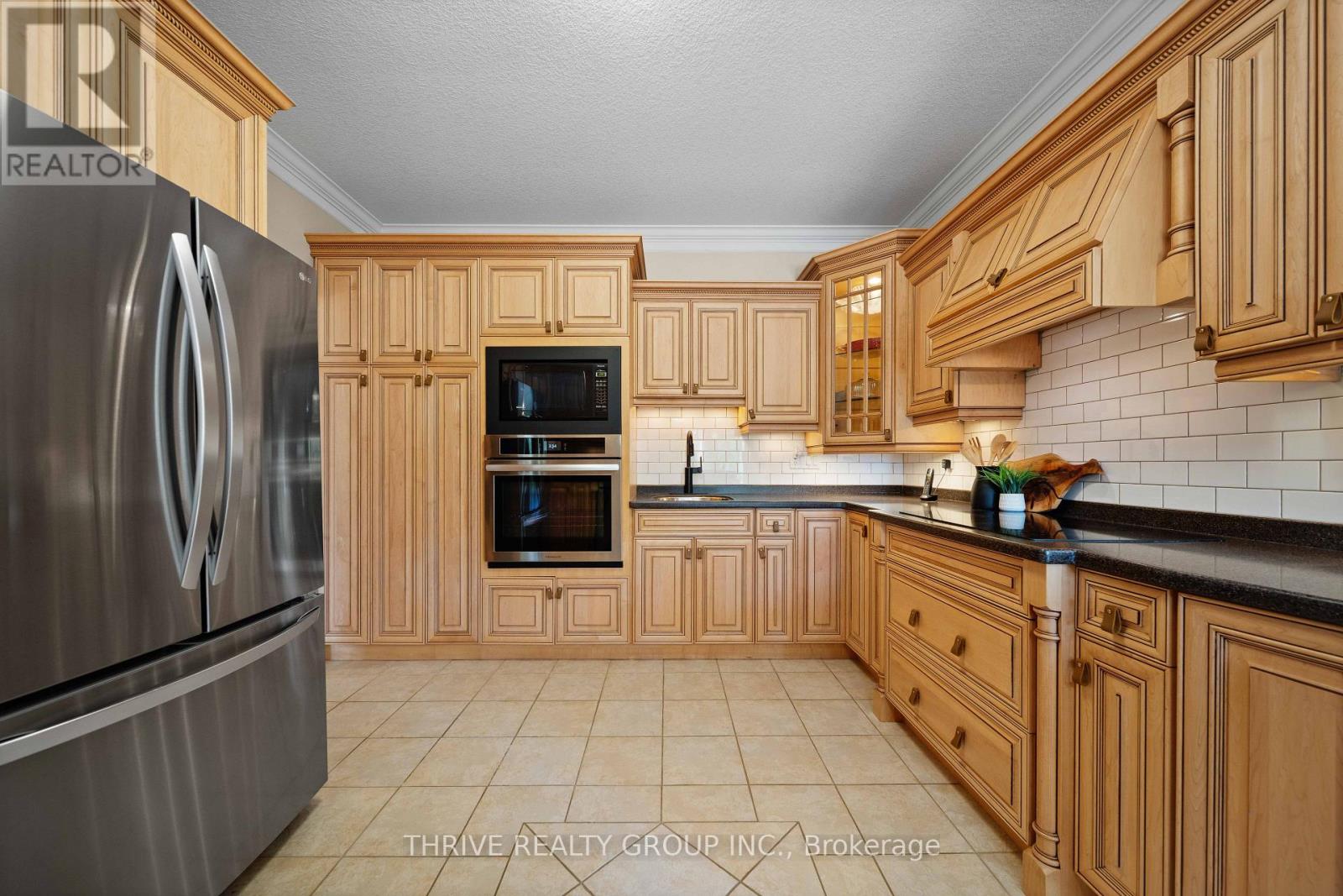 1193 Thornley Street, London South, Ontario  N6K 4V5 - Photo 14 - X13694678