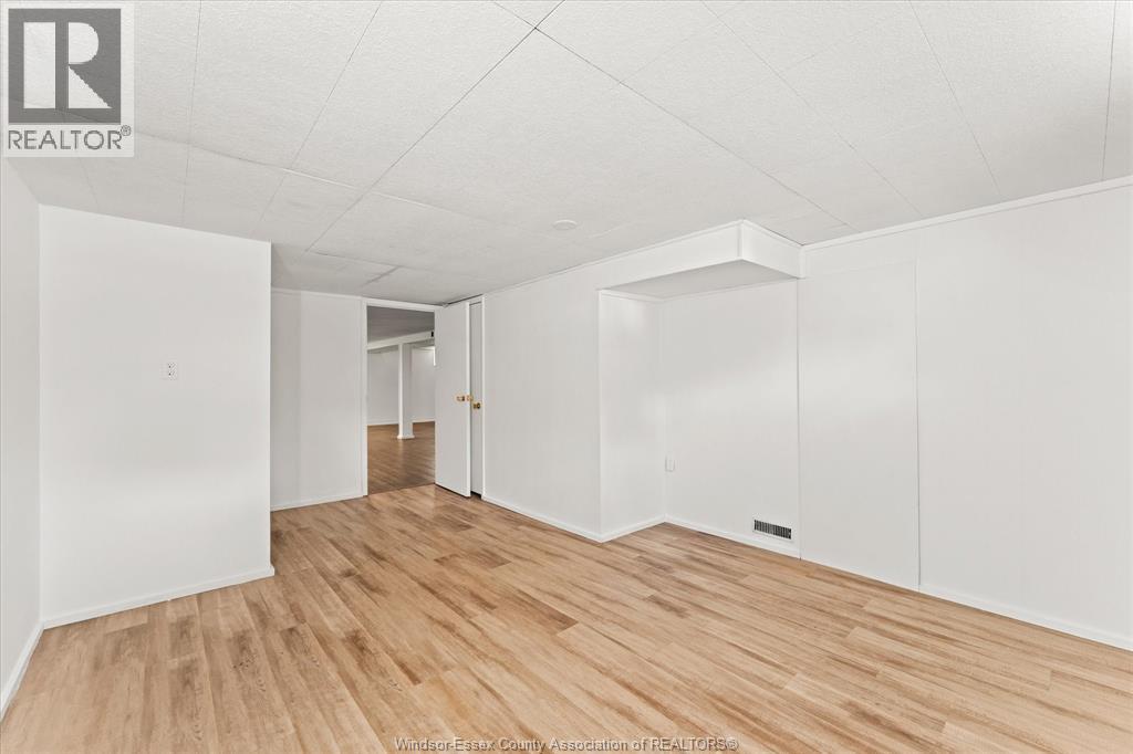1905 Norfolk Street, Windsor, Ontario  N9E 1H6 - Photo 20 - 26020286