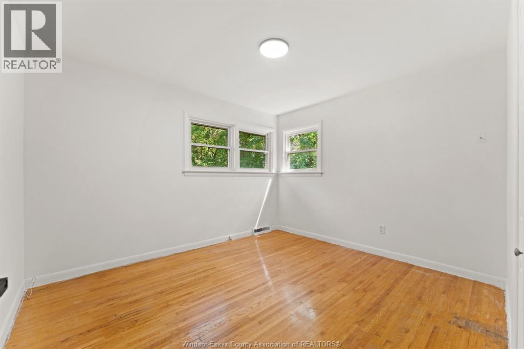 1905 Norfolk Street, Windsor, Ontario  N9E 1H6 - Photo 12 - 26020286