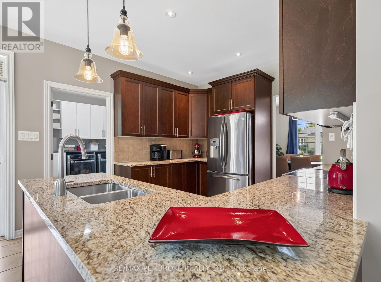 26 Bedard Boulevard, Petawawa, Ontario  K8H 0B7 - Photo 15 - X13694664