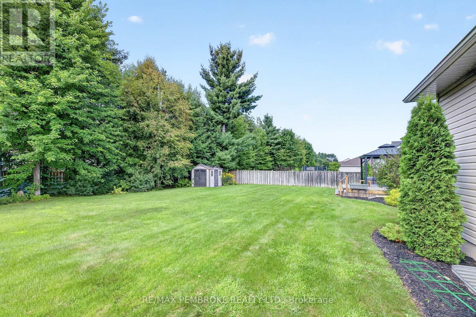 26 Bedard Boulevard, Petawawa, Ontario  K8H 0B7 - Photo 47 - X13694664