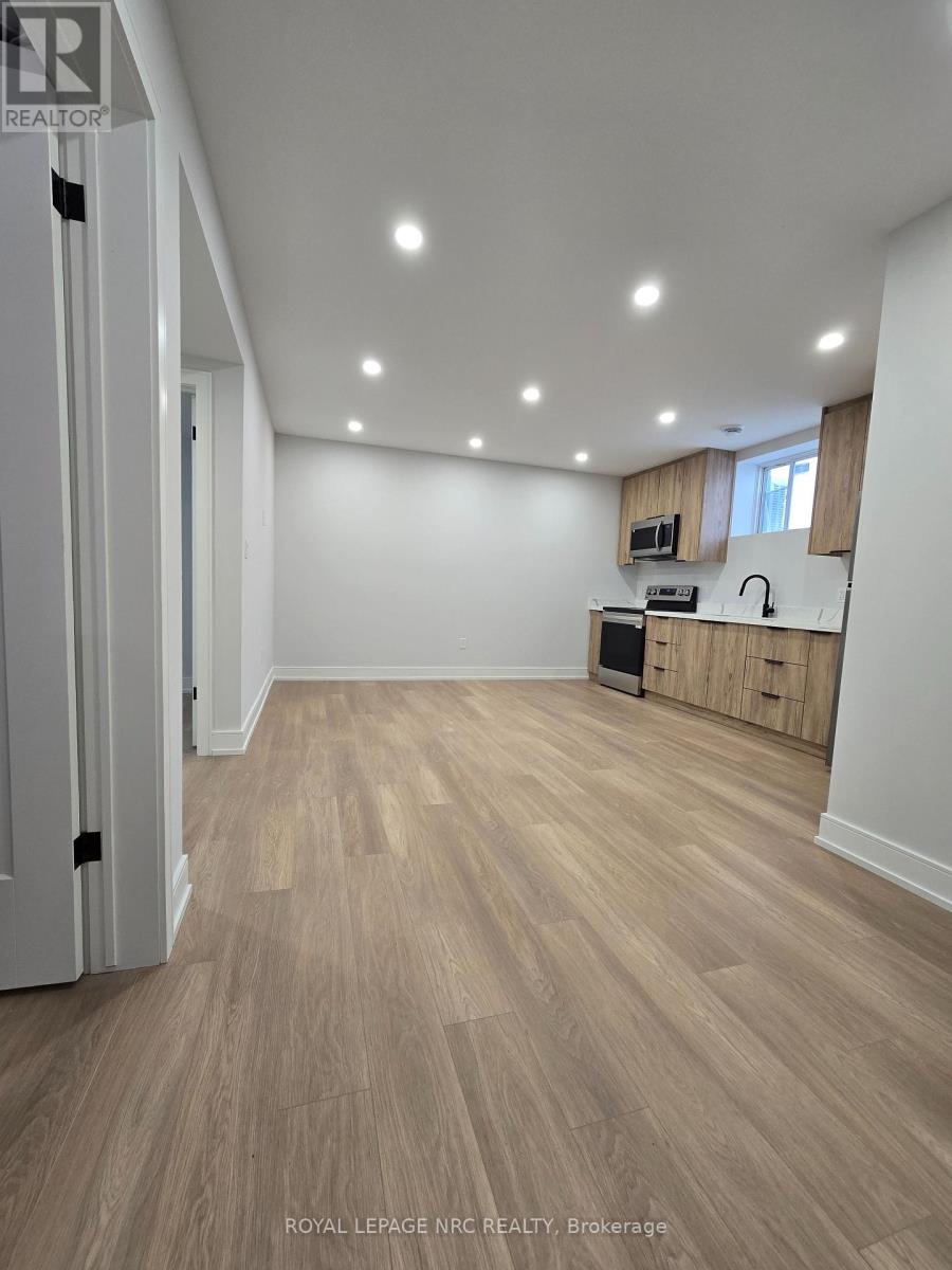 Lower - 7394 Splendour Drive, Niagara Falls, Ontario  L2H 3V7 - Photo 5 - X13694644