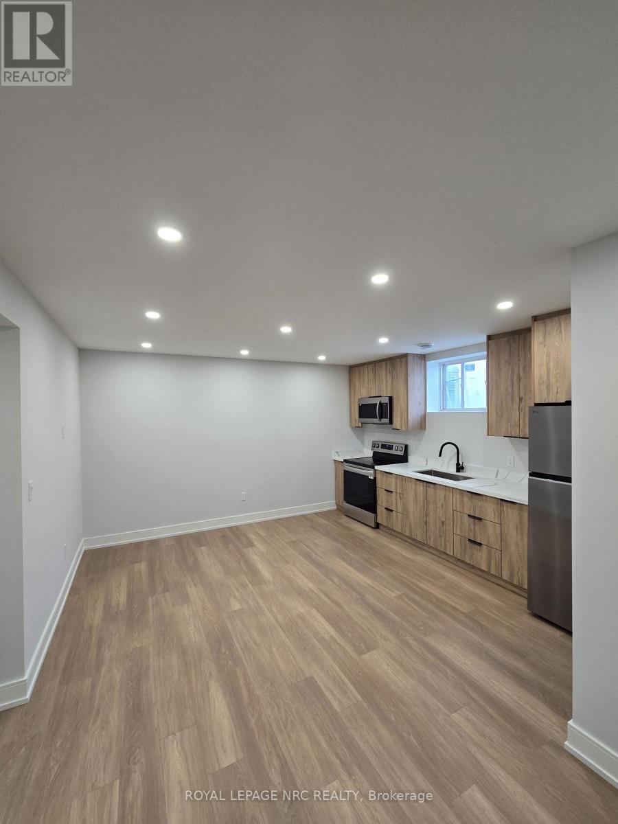 Lower - 7394 Splendour Drive, Niagara Falls, Ontario  L2H 3V7 - Photo 6 - X13694644