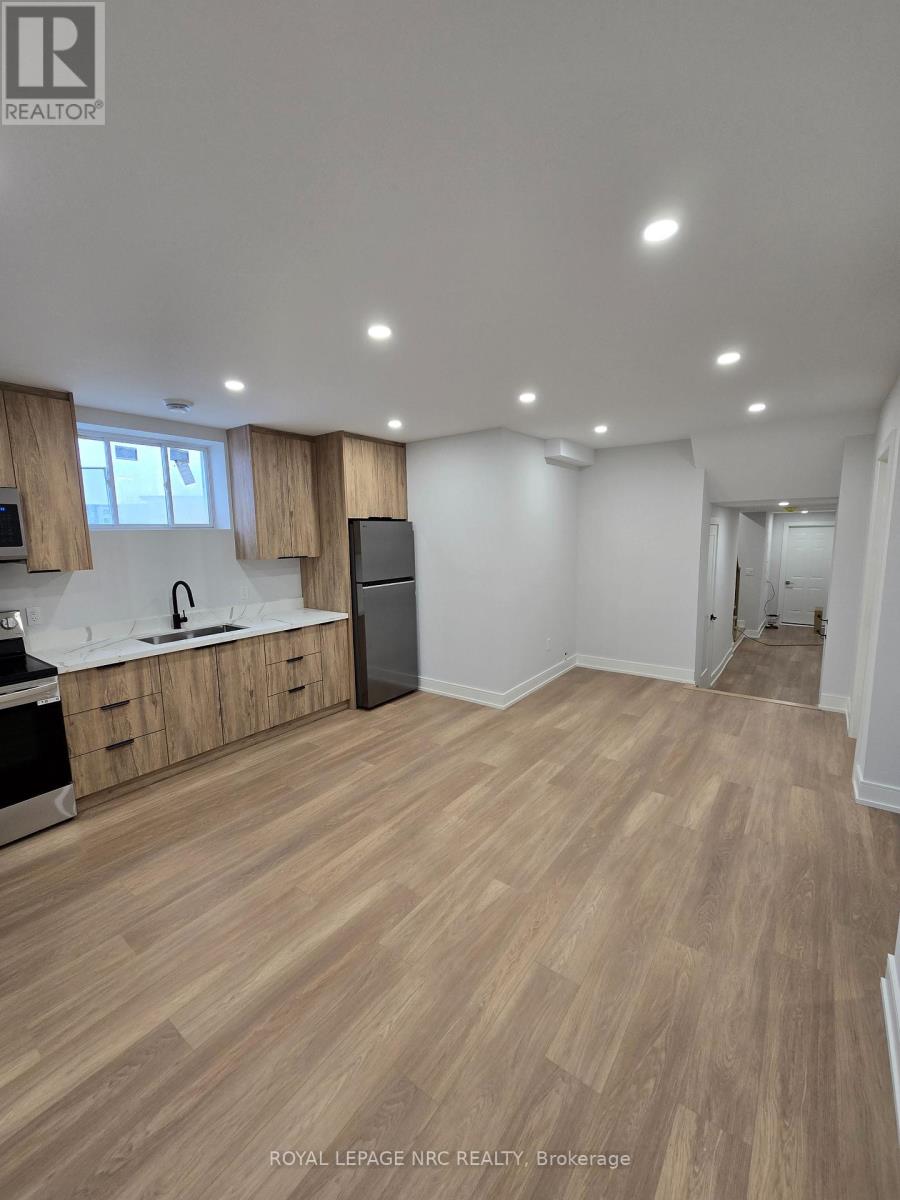 Lower - 7394 Splendour Drive, Niagara Falls, Ontario  L2H 3V7 - Photo 8 - X13694644