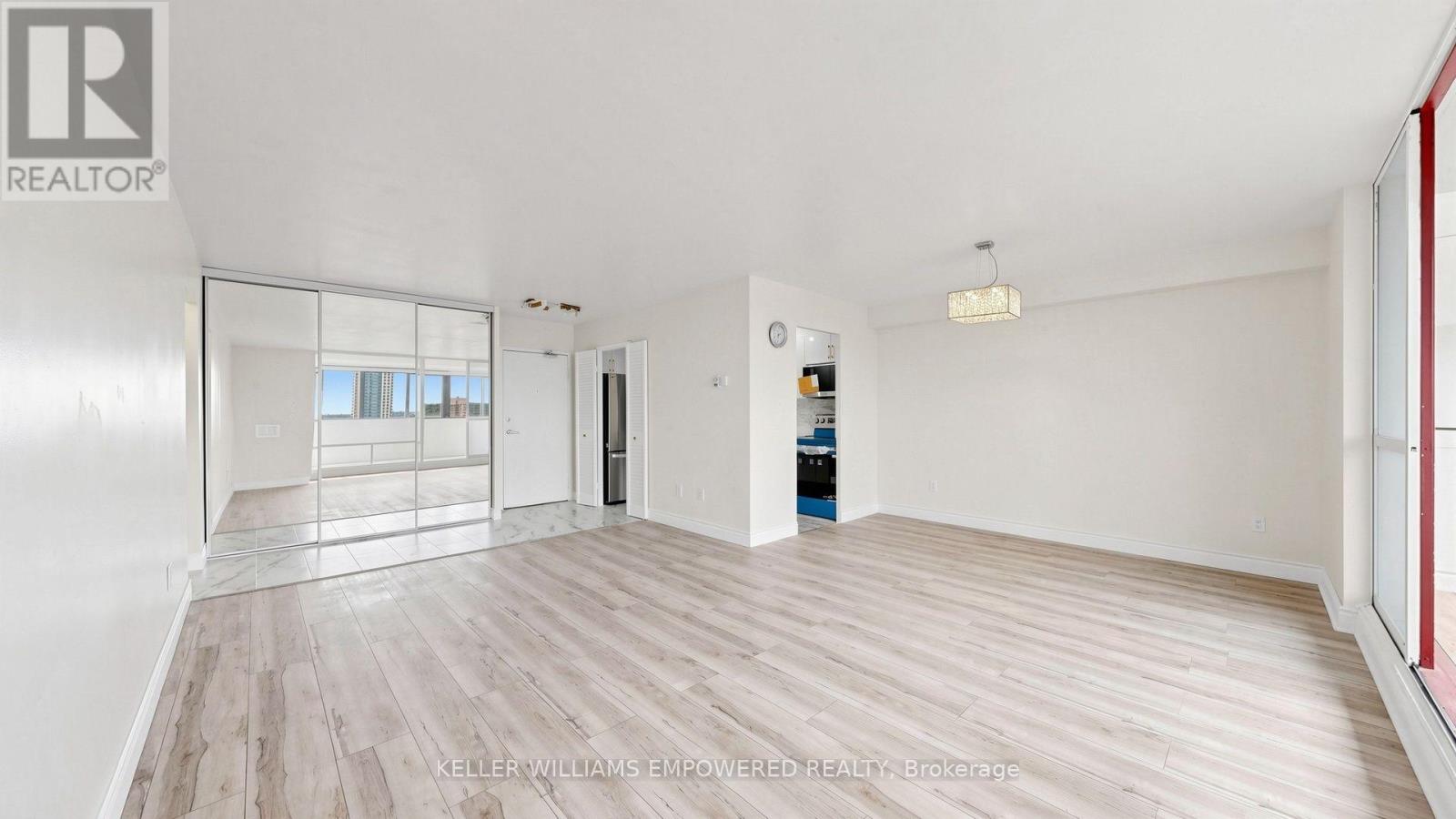 2312 - 1 Massey Square, Toronto, Ontario  M4C 5L4 - Photo 10 - E13694668