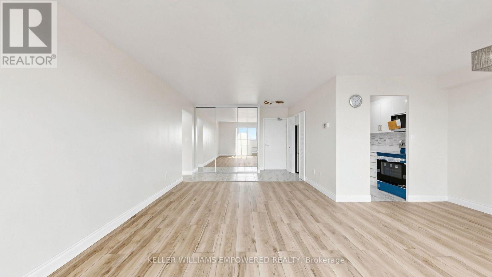 2312 - 1 Massey Square, Toronto, Ontario  M4C 5L4 - Photo 11 - E13694668
