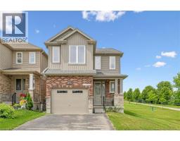 153 RIVERTRAIL Avenue, Kitchener, Ontario