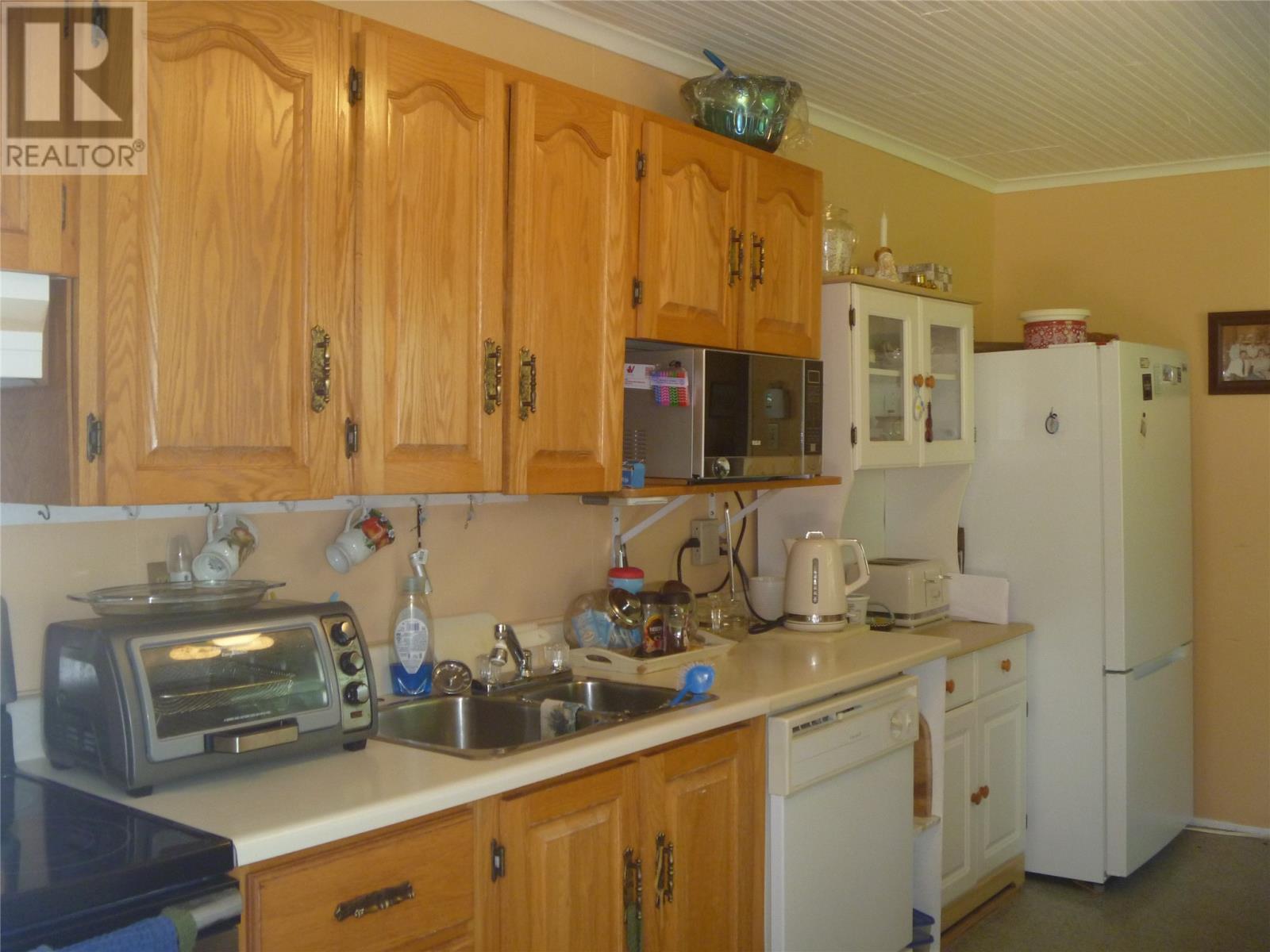 16 Patrick Street, Carbonear — photo 13
