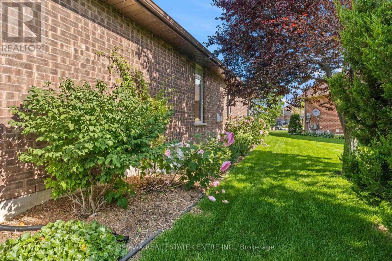 99 Magnolia Drive, Norfolk, Ontario  N0A 1N6 - Photo 47 - X13694676