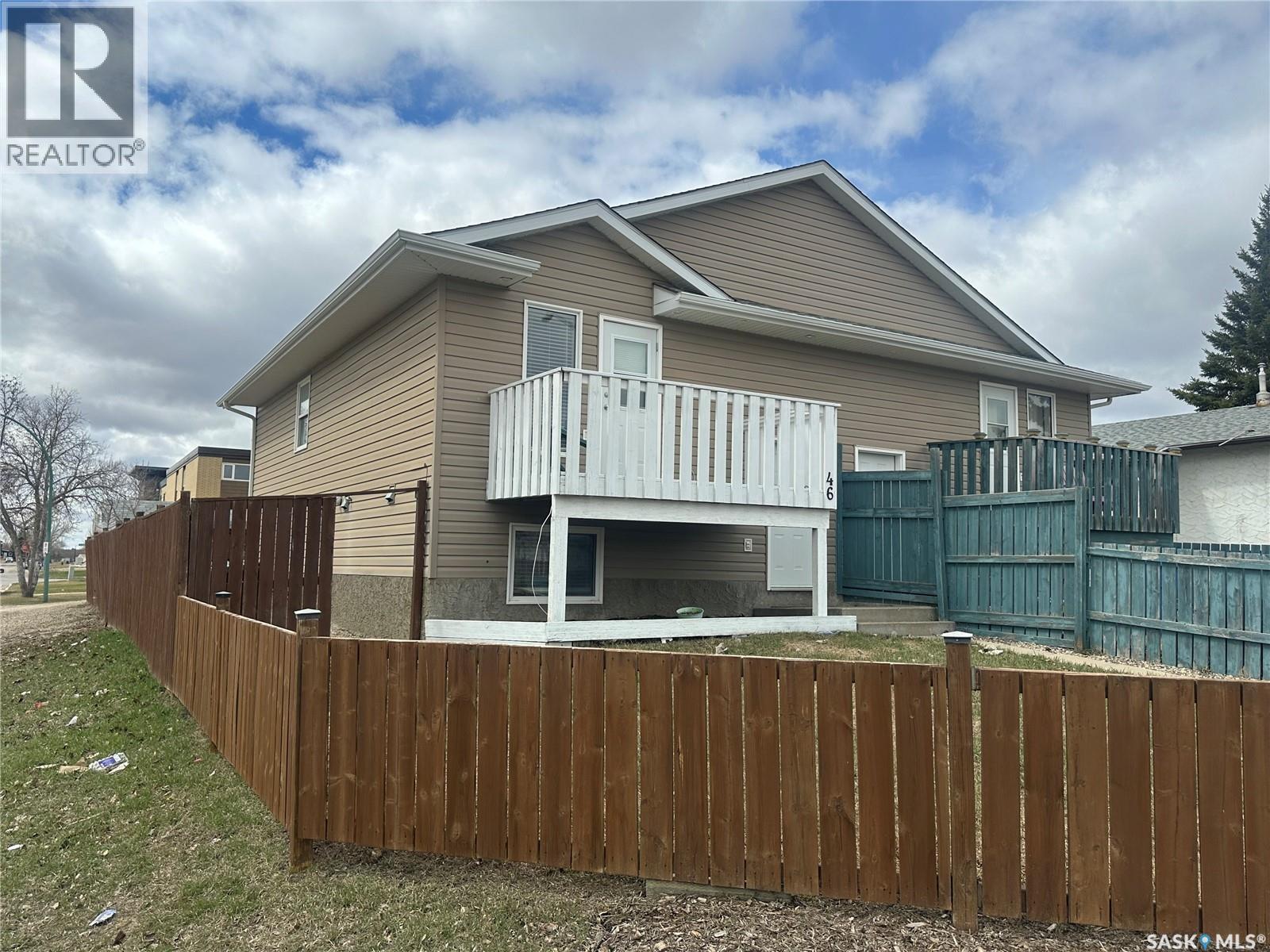 46 Clarke Avenue, Yorkton, Saskatchewan  S3N 2M3 - Photo 2 - SK034871