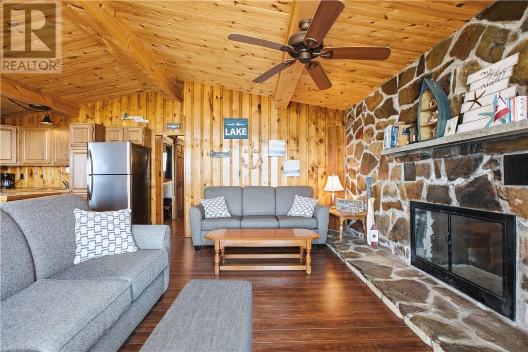17740 Mcelhaney, Blind River, Ontario  P0R 1B0 - Photo 14 - 2129783