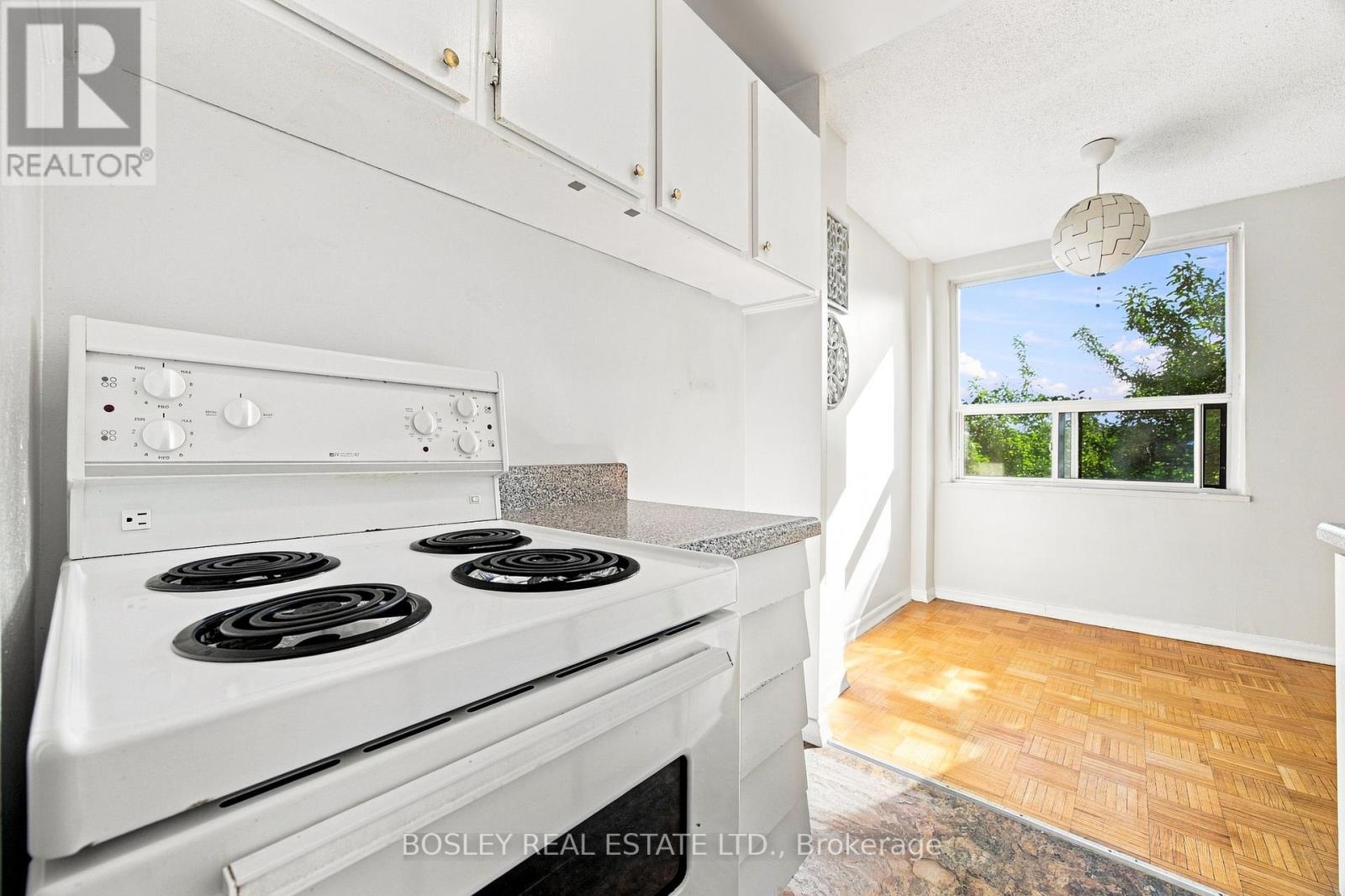 409 - 85 Lawton Boulevard, Toronto, Ontario  M4V 1Z7 - Photo 10 - C13694688