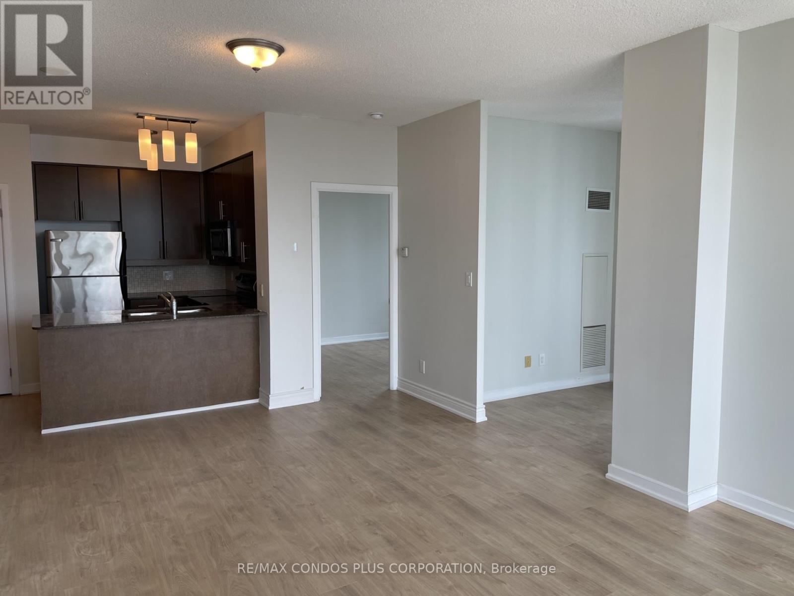 2408 - 18 Harbour Street, Toronto, Ontario  M5J 2Z6 - Photo 11 - C13694704