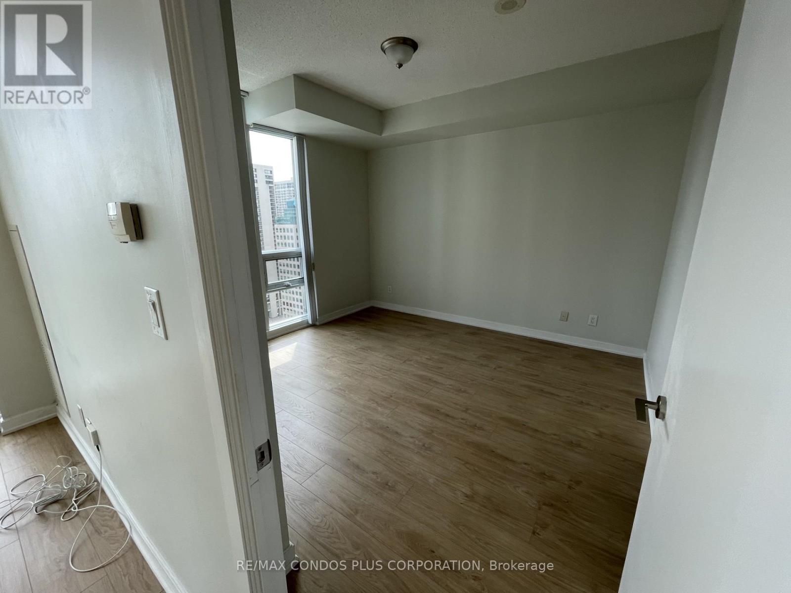 2408 - 18 Harbour Street, Toronto, Ontario  M5J 2Z6 - Photo 9 - C13694704