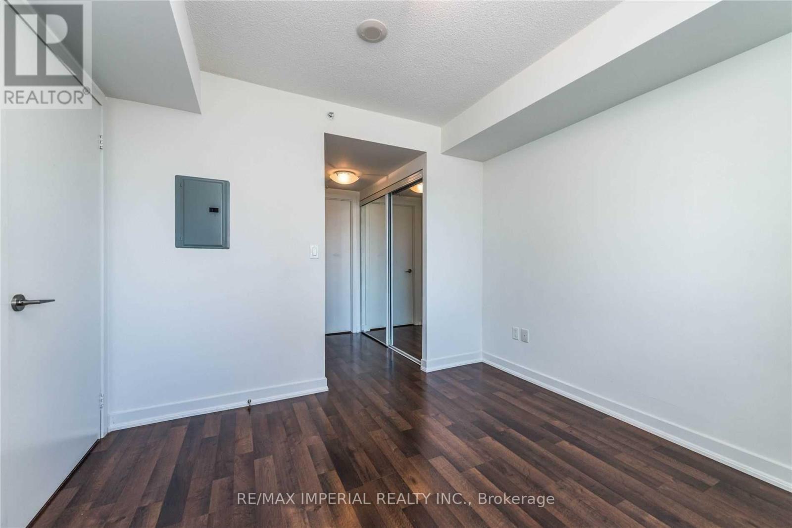 201 - 5740 Yonge Street, Toronto, Ontario  M2M 0B1 - Photo 11 - C13694778