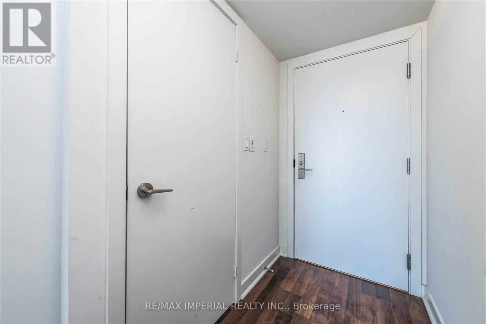 201 - 5740 Yonge Street, Toronto, Ontario  M2M 0B1 - Photo 24 - C13694778