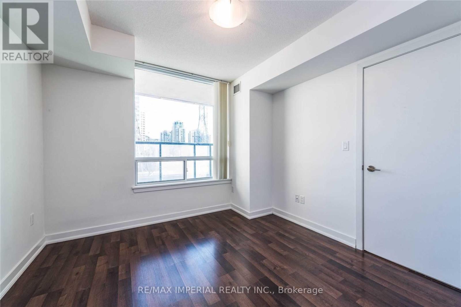 201 - 5740 Yonge Street, Toronto, Ontario  M2M 0B1 - Photo 9 - C13694778