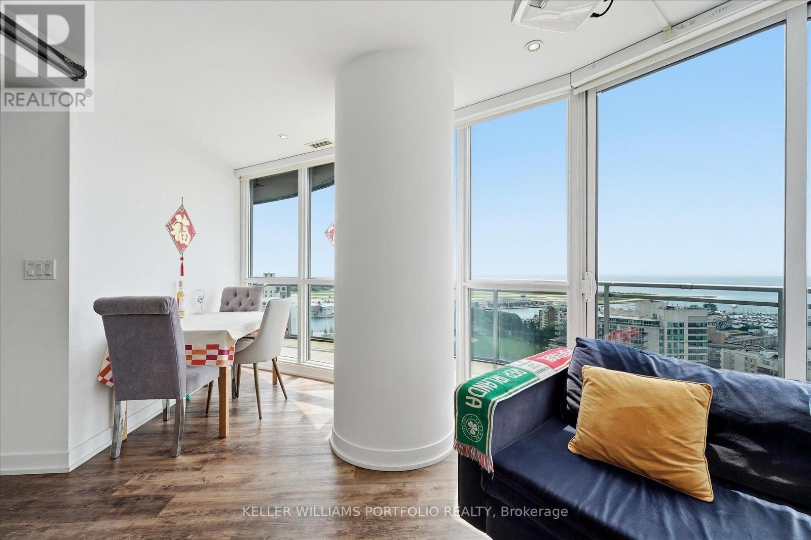 2601 - 38 Dan Leckie Way, Toronto, Ontario  M5V 2V6 - Photo 12 - C13694820