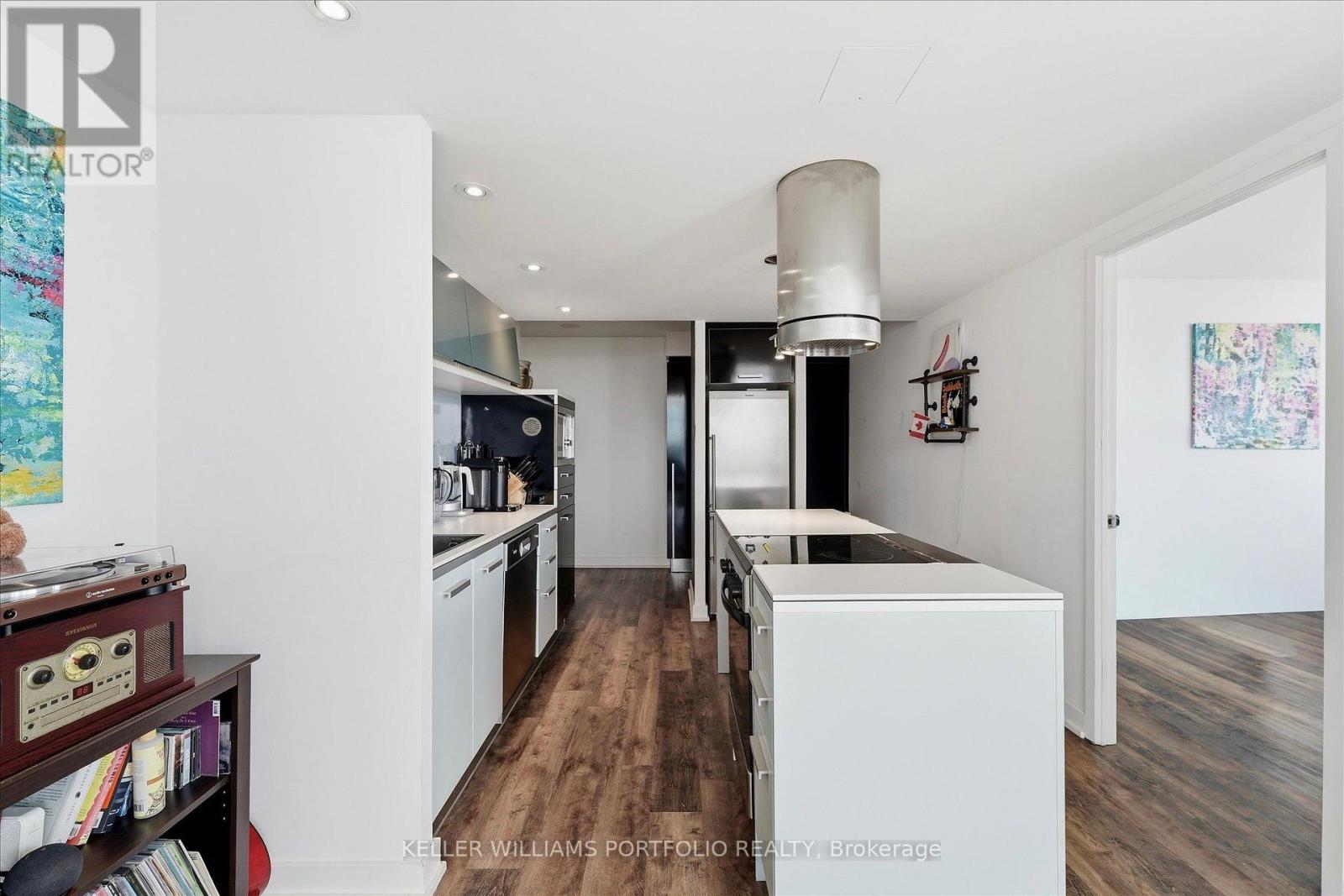 2601 - 38 Dan Leckie Way, Toronto, Ontario  M5V 2V6 - Photo 17 - C13694820