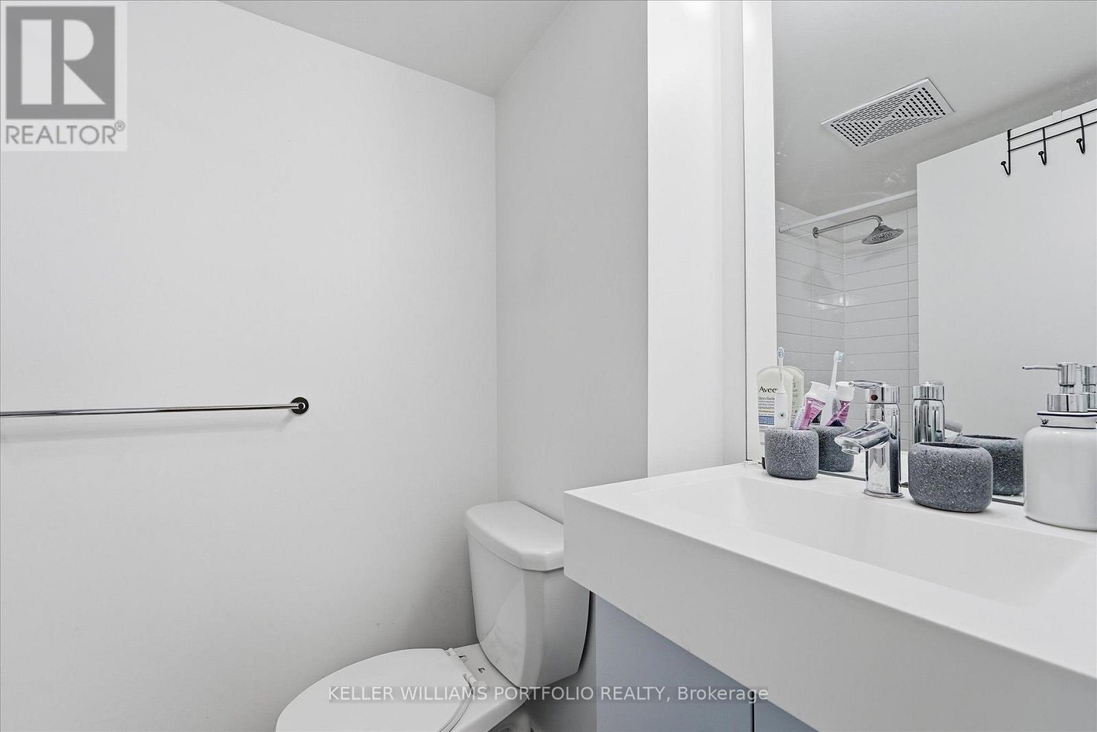 2601 - 38 Dan Leckie Way, Toronto, Ontario  M5V 2V6 - Photo 25 - C13694820