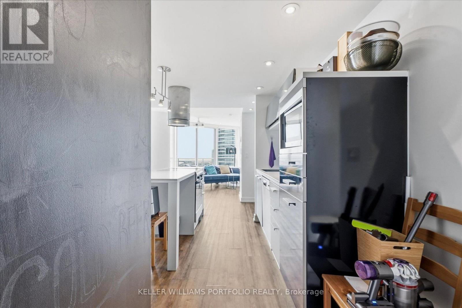 2601 - 38 Dan Leckie Way, Toronto, Ontario  M5V 2V6 - Photo 8 - C13694820