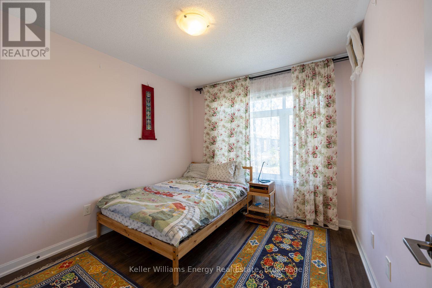 72 Longshore Way, Whitby, Ontario  L1N 0M1 - Photo 14 - E13694724