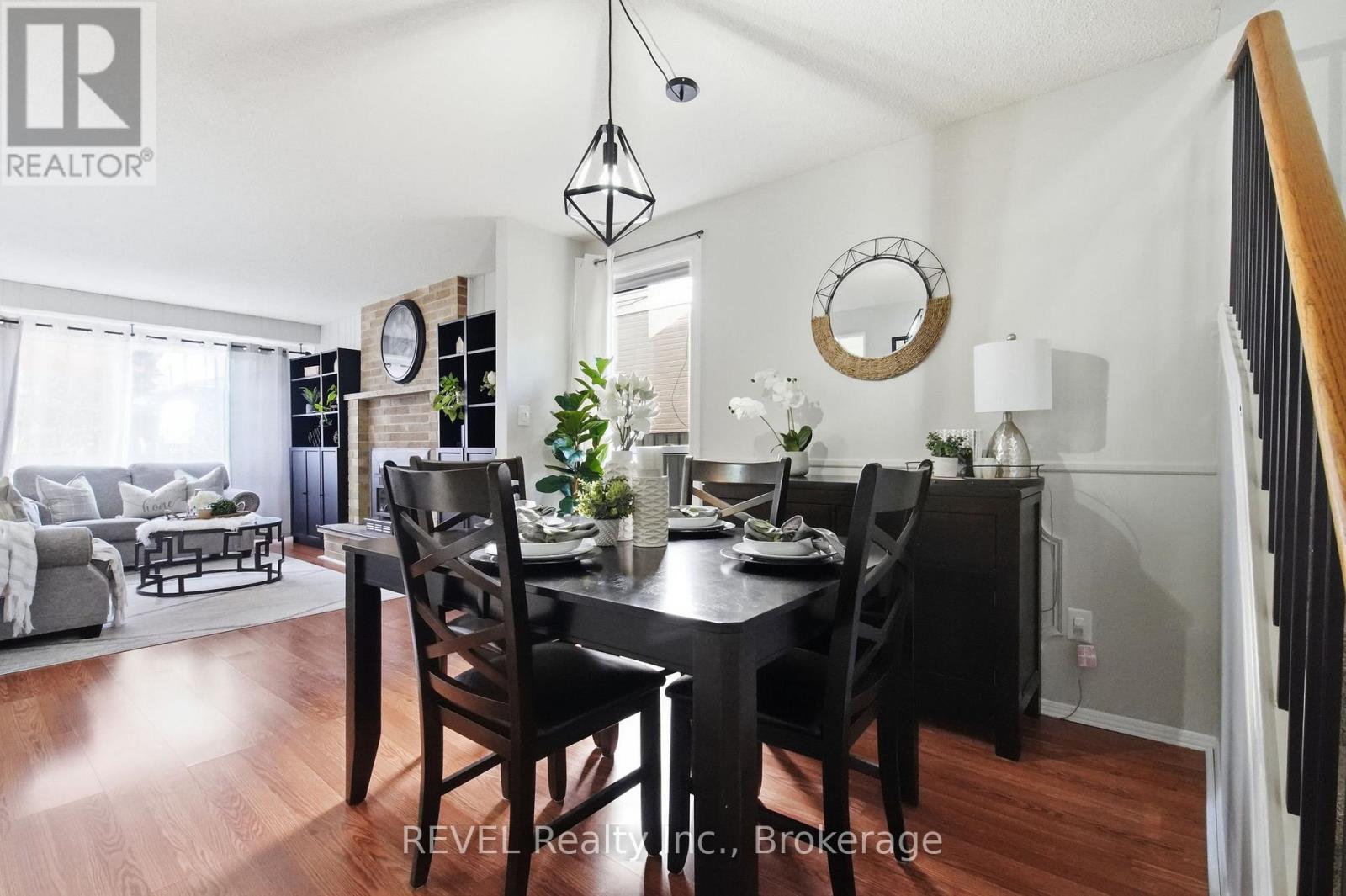 1298 Pinehurst Avenue, Oshawa, Ontario  L1H 8G5 - Photo 4 - E13694766