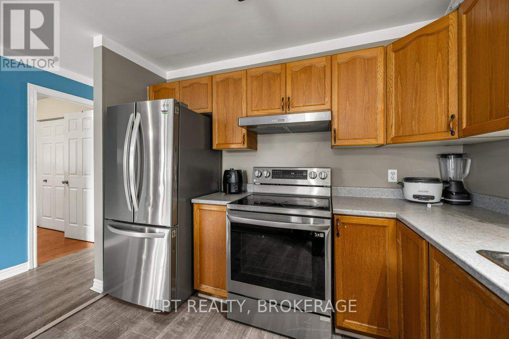 8 Wilfred Crescent, Kingston, Ontario  K7K 7G9 - Photo 2 - X13694746