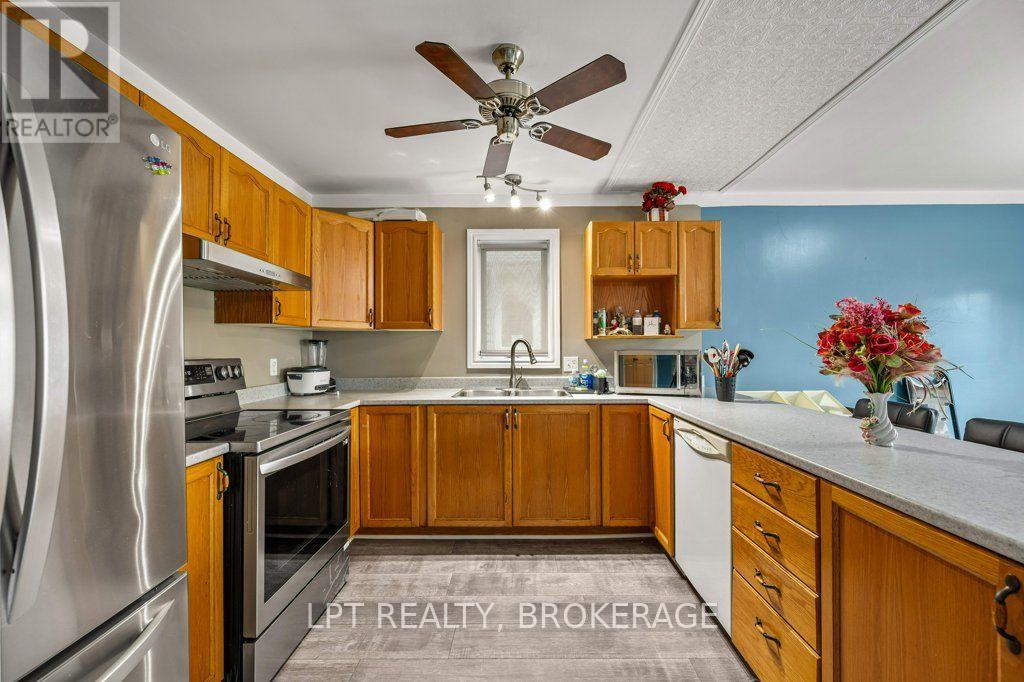 8 Wilfred Crescent, Kingston, Ontario  K7K 7G9 - Photo 3 - X13694746