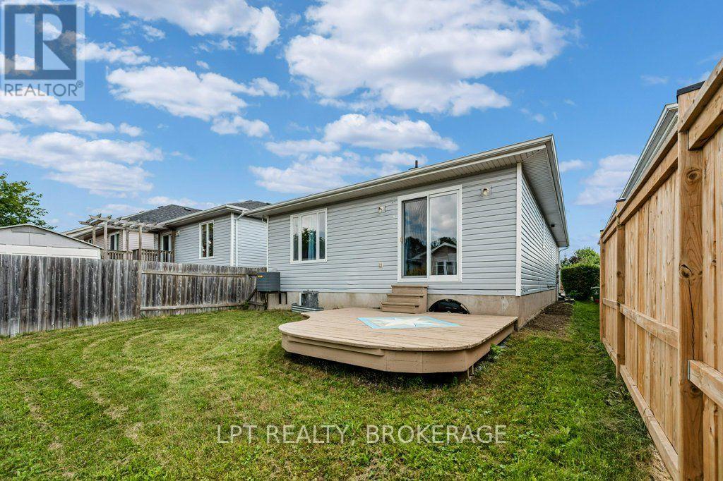 8 Wilfred Crescent, Kingston, Ontario  K7K 7G9 - Photo 32 - X13694746