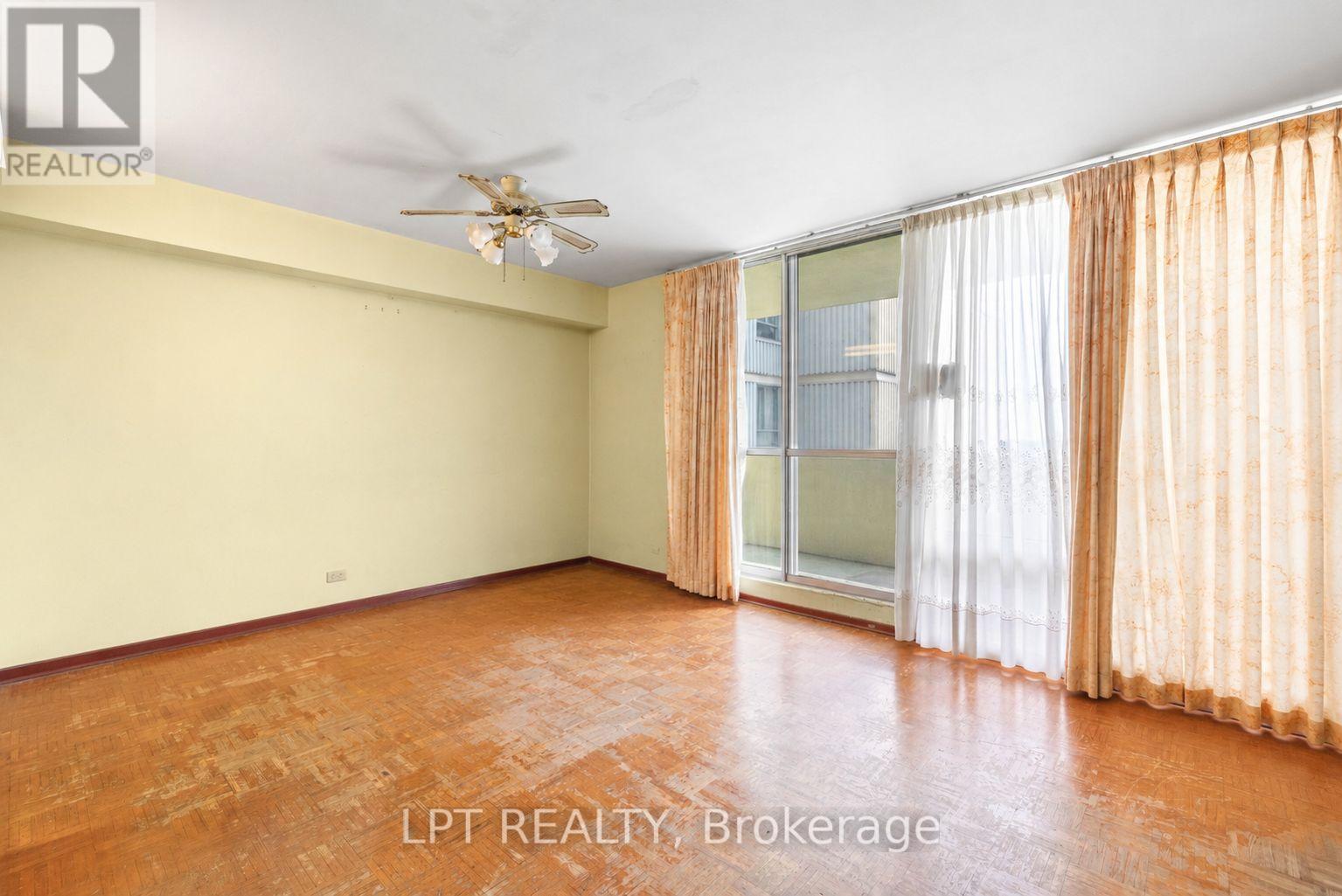 2811 - 5 Massey Square, Toronto, Ontario  M4C 5L6 - Photo 12 - E13694694