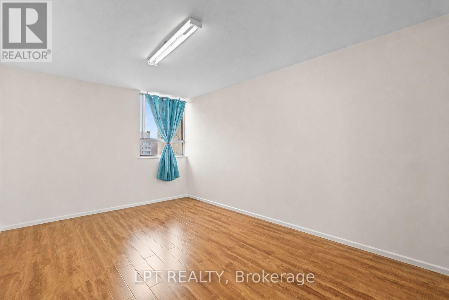 2811 - 5 Massey Square, Toronto, Ontario  M4C 5L6 - Photo 20 - E13694694